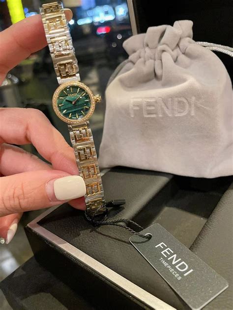 fendi uhr frauen|Uhren .